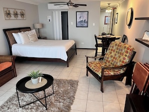 Iron/ironing board, free WiFi, bed sheets