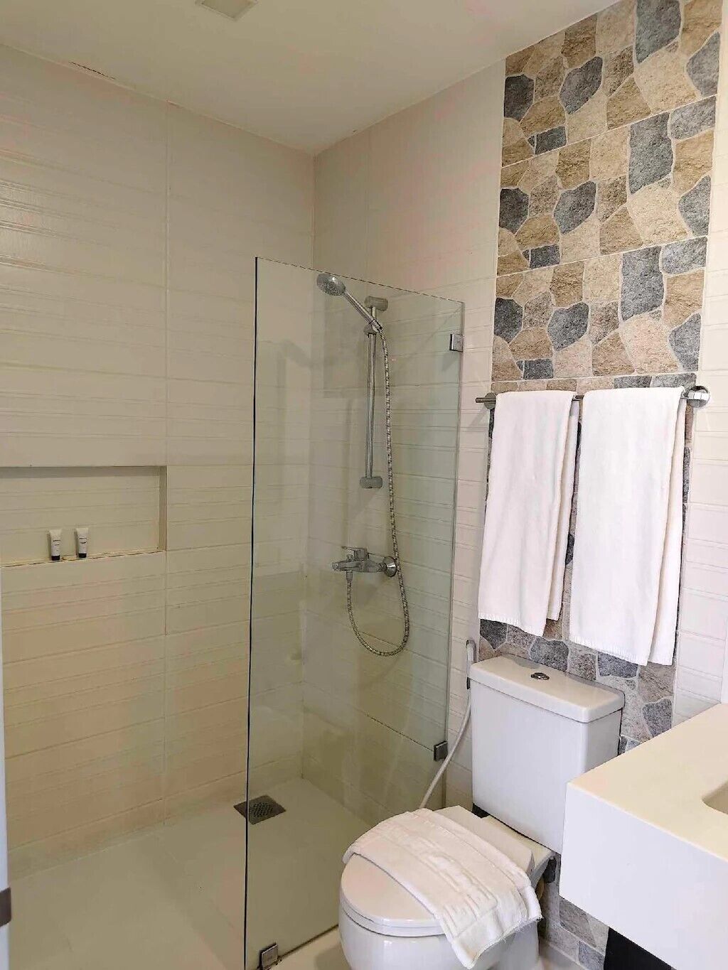 Photo - Amethyst Boutique Hotel Cebu powered by Cocotel