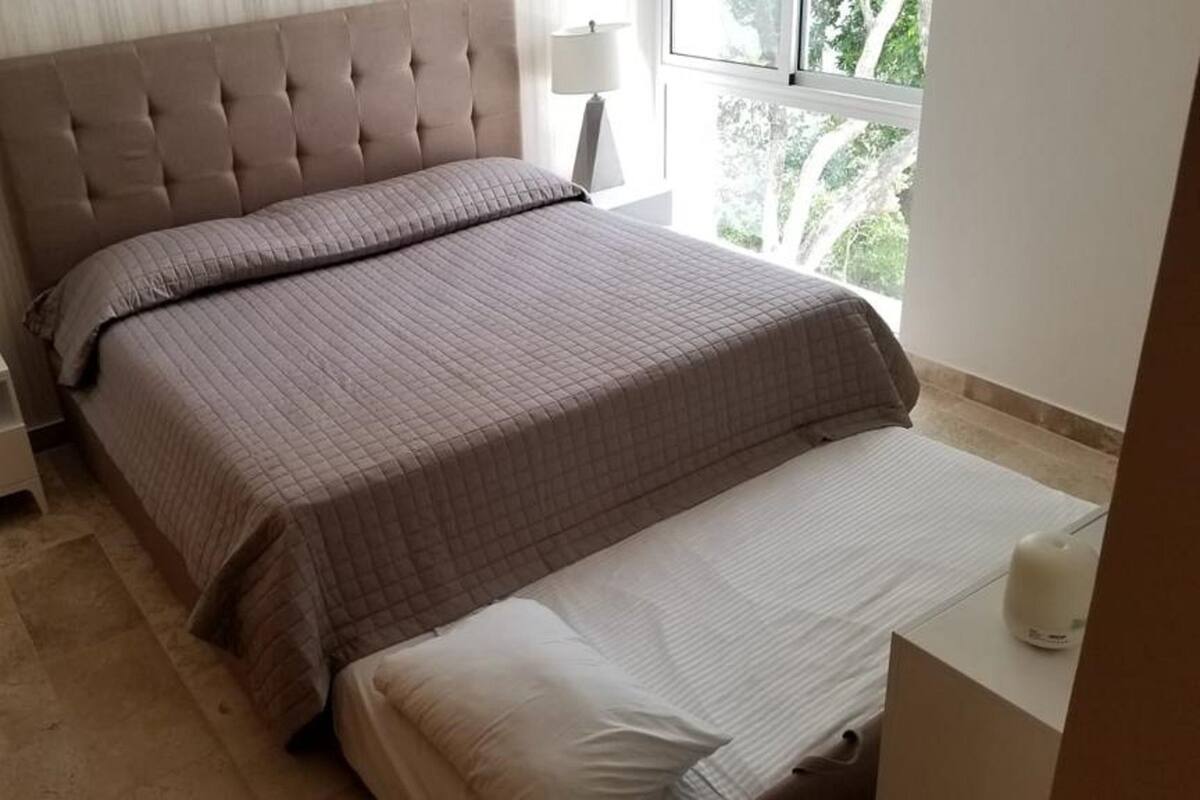 Departamento exclusivo, 2 habitaciones, para no fumadores (F6) | 2 habitaciones y caja de seguridad en la habitación