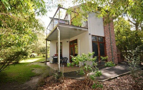 The Kingfisher Lodge