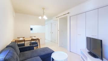 Apartment with Loft I | Living area | 32-inch flat-screen TV with digital channels, TV