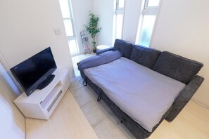 Apartment with Loft I | Living area - Soshigaya Apartment (Tokyo)