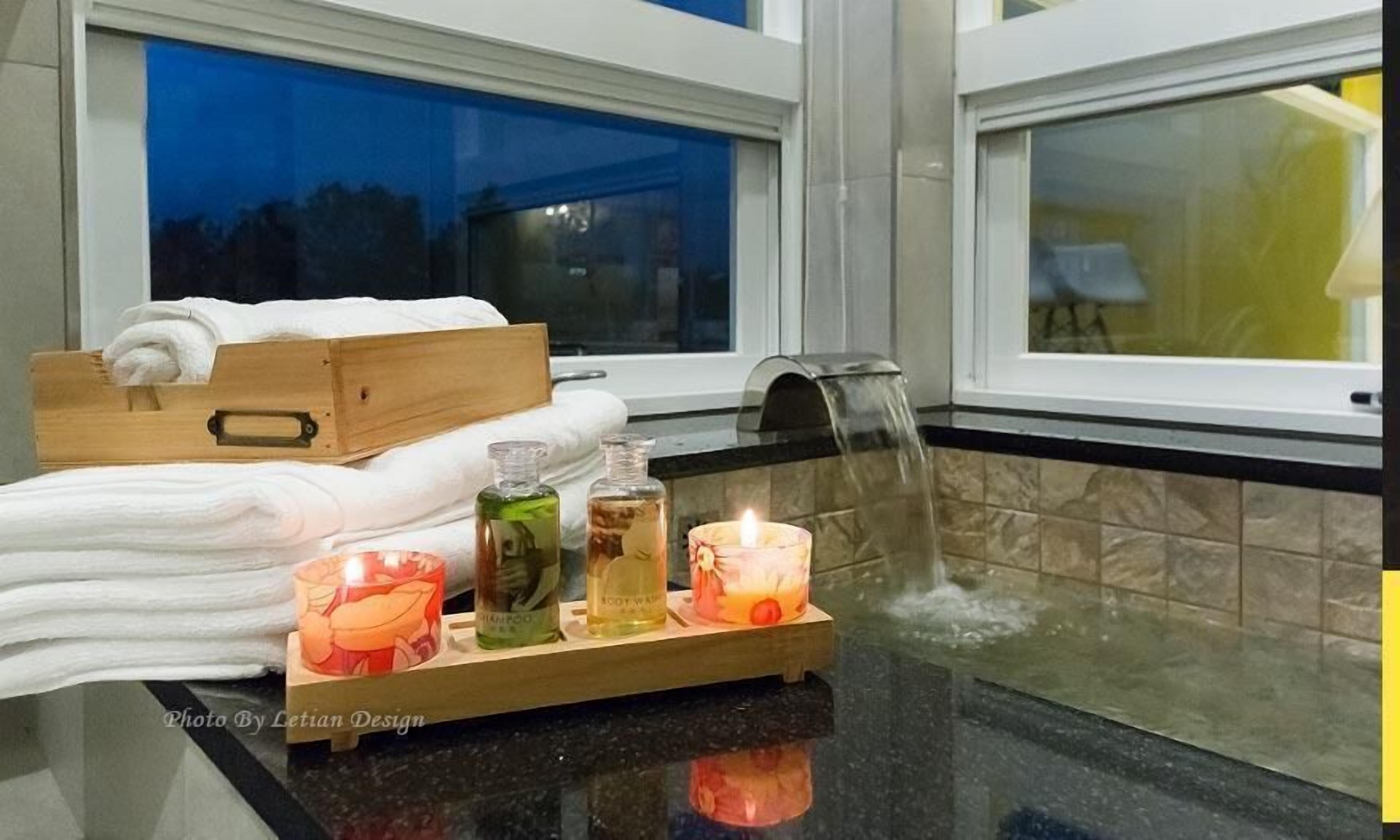 Free toiletries, hair dryer, slippers