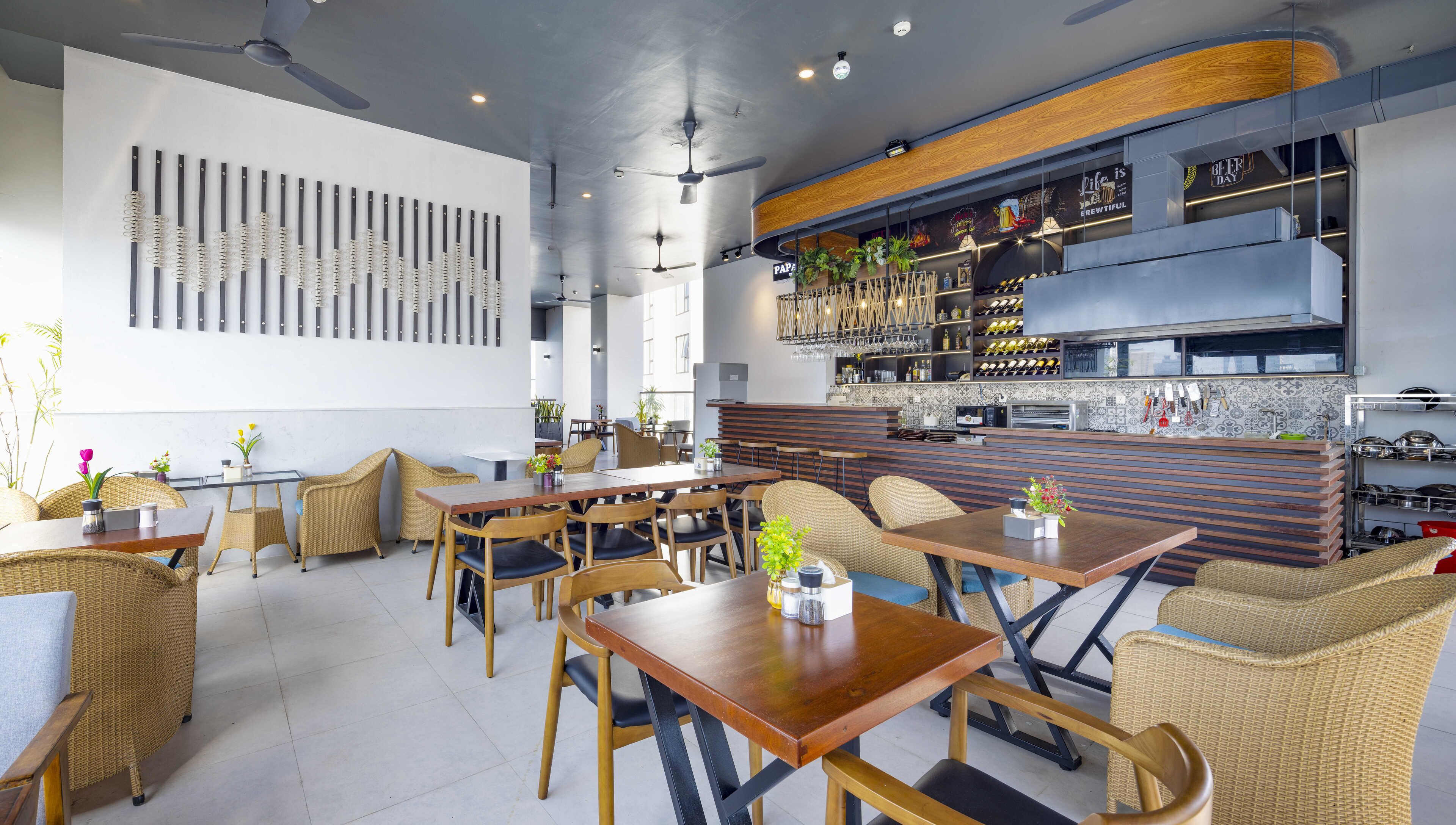 Bar i bassenget