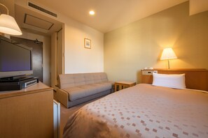 Desk, free WiFi, bed sheets