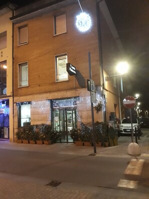 Overnatningsstedets facade