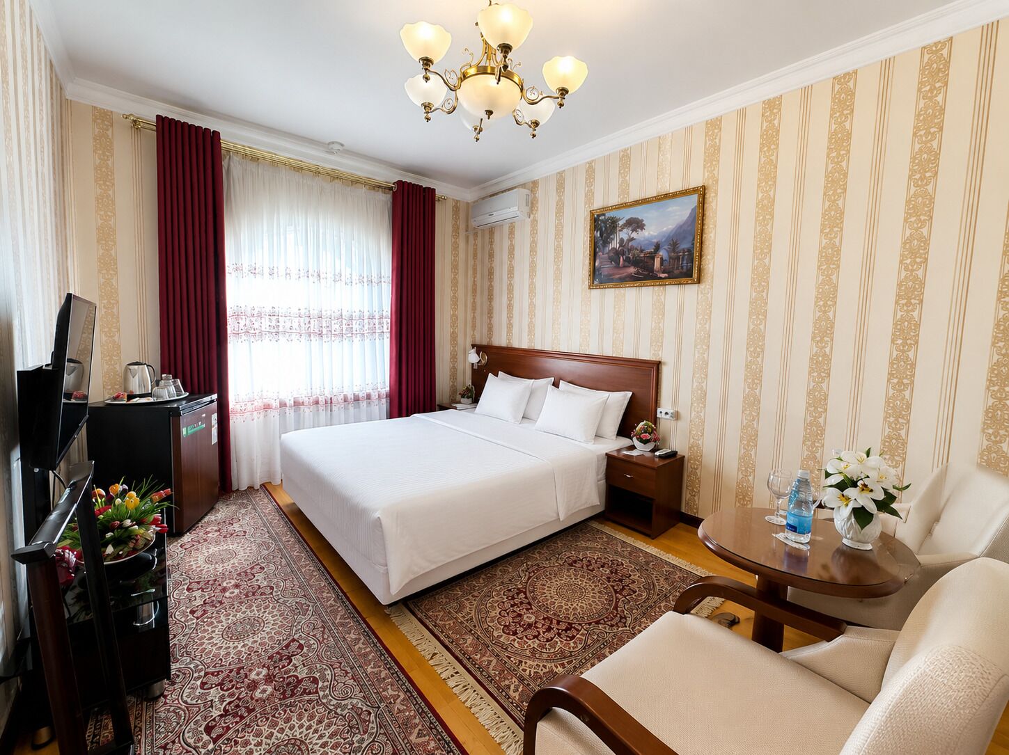 Deluxe Double Room | Premium bedding, desk, laptop workspace, blackout drapes