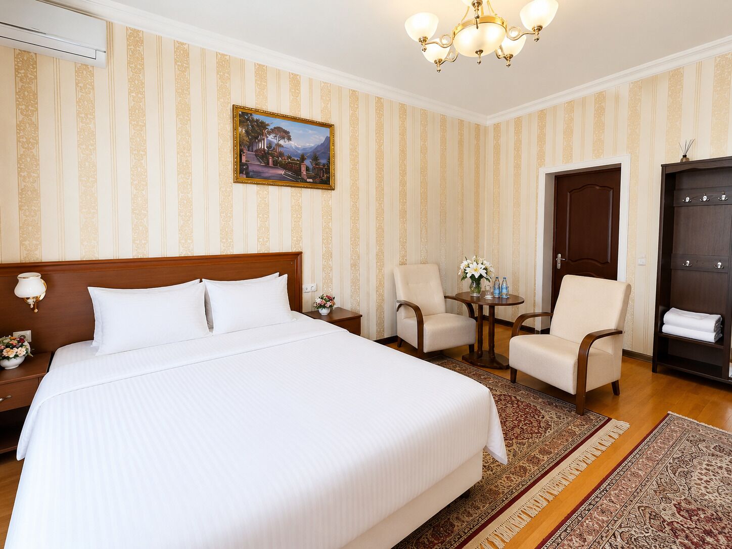 Foto - Sarbon Hotel
