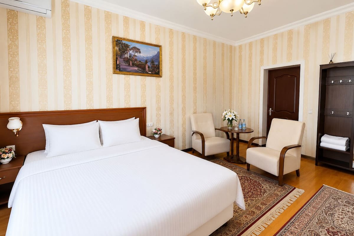 Deluxe Double Room | Blackout drapes, soundproofing, iron/ironing board (on request)