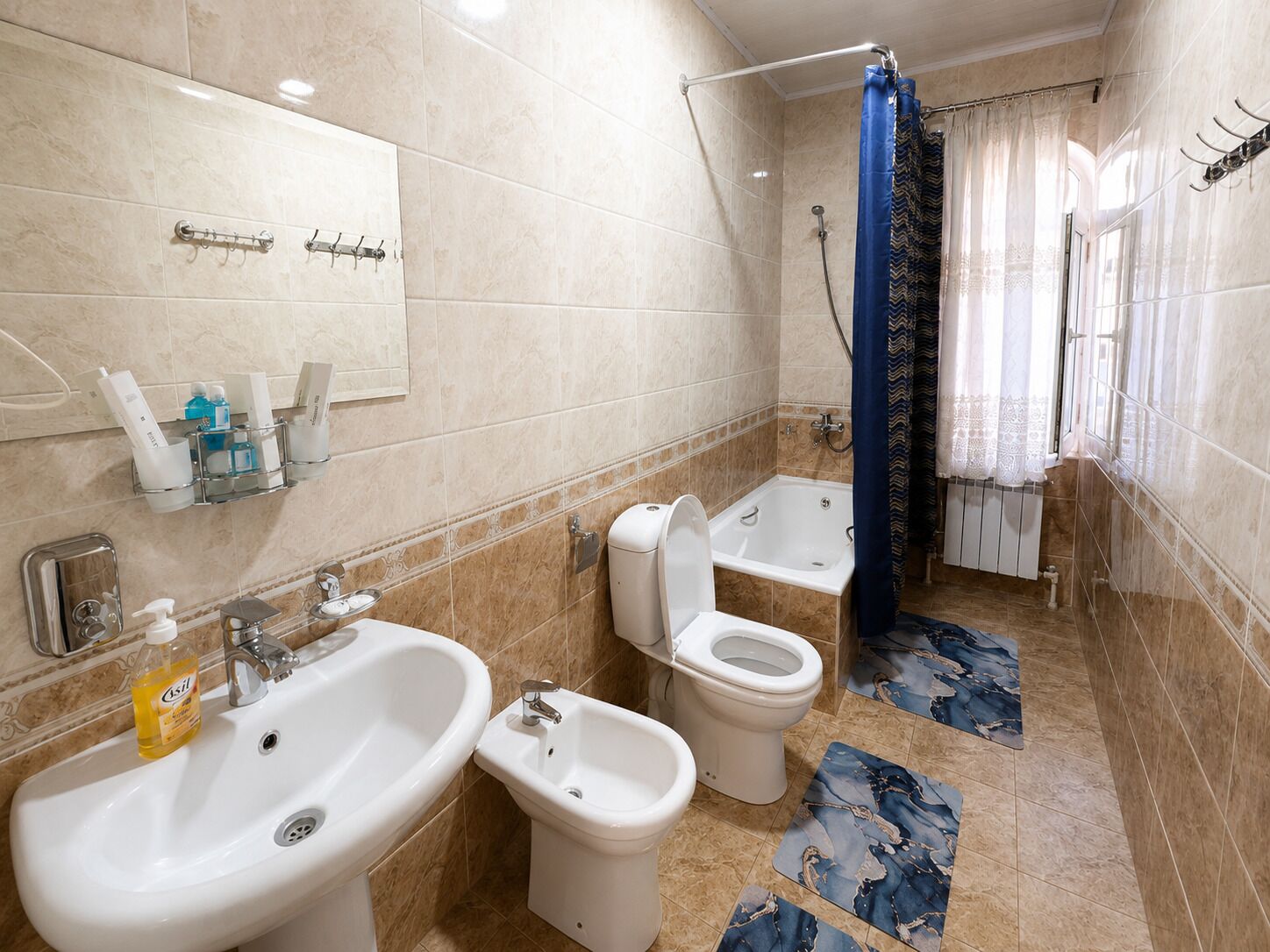 Foto - Sarbon Hotel
