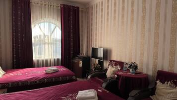 Luxury-Zimmer | Laptopgeeigneter Arbeitsplatz, Verdunkelungsvorhänge