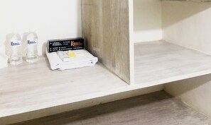 Double Room, Non Smoking | Room amenity