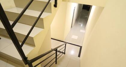 Kamar Keluarga Ungaran