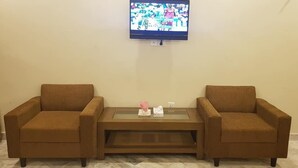 Room - Pakeeza One Hotel (Lahore)