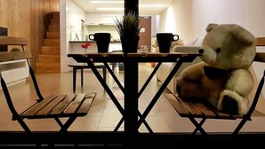 Loft, 1 Bedroom | Balcony - Establishment Bangsar Homestay (Kuala Lumpur)
