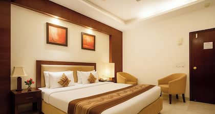 Hotel TJS Royale