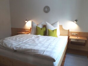 2 Schlafzimmer, Internetzugang, Bettwäsche