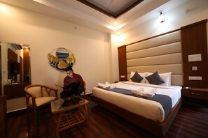 1 多间卧室、埃及棉床单、高档床上用品、记忆海绵床垫