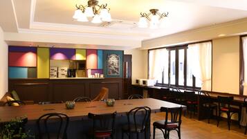 Päivittäinen mukaan otettava aamiainen (1400 JPY per henkilö)