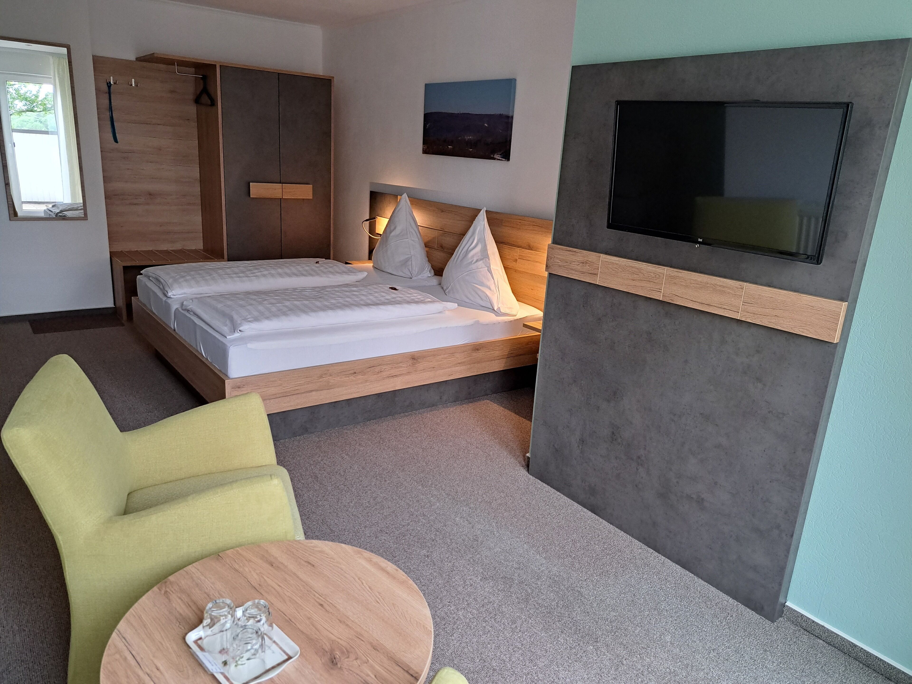 double room | cots/infant beds, free wifi, bed sheets