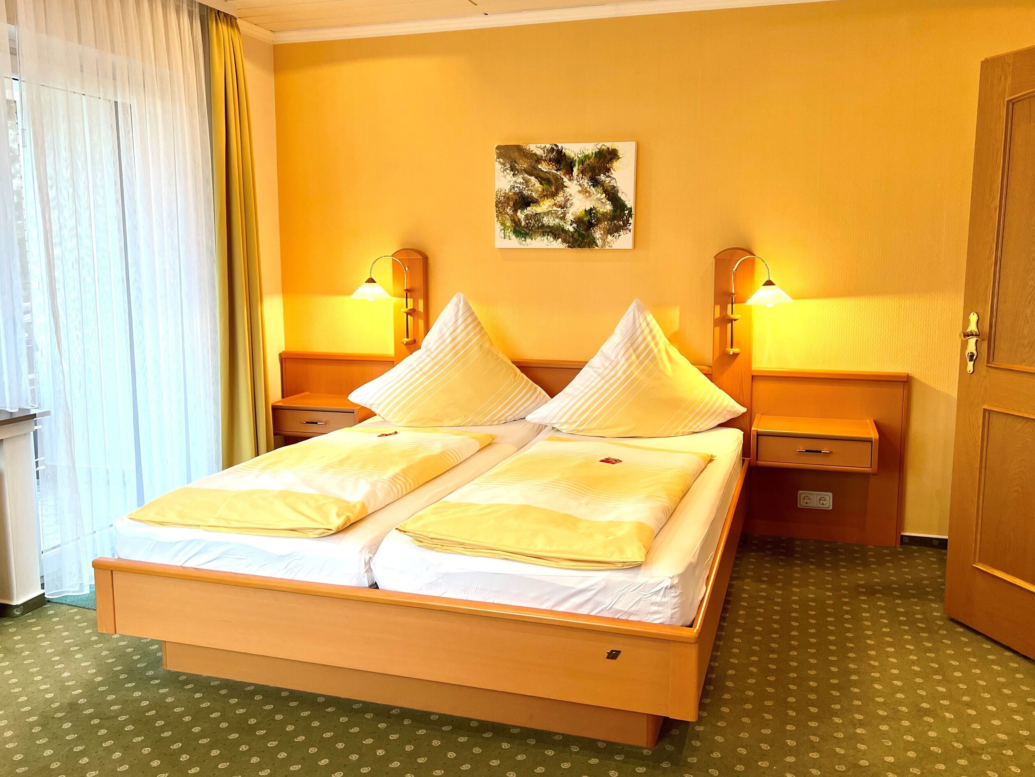 double room | cots/infant beds, free wifi, bed sheets