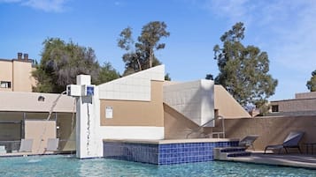 Piscine extérieure