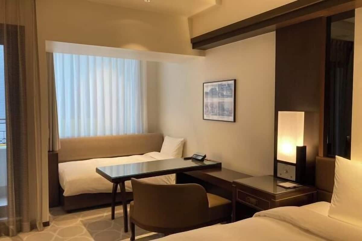 In-room safe, desk, iron/ironing board, free WiFi