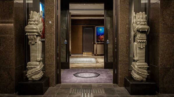 Property entrance - Okinawa Kariyushi Resort Exes Naha (Naha)