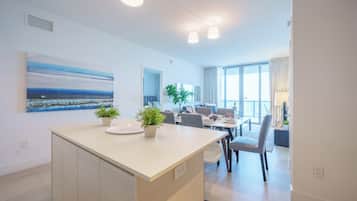 تناول الطعام