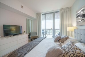 2 bedrooms, iron/ironing board, travel crib, free WiFi