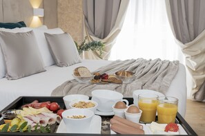Dobbelt- eller tomannsrom – superior | Dundyner, memory foam-senger, minibar og safe på rommet