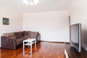 Superior tweepersoonskamer | Een bureau, geluiddichte muren, een strijkplank/strijkijzer