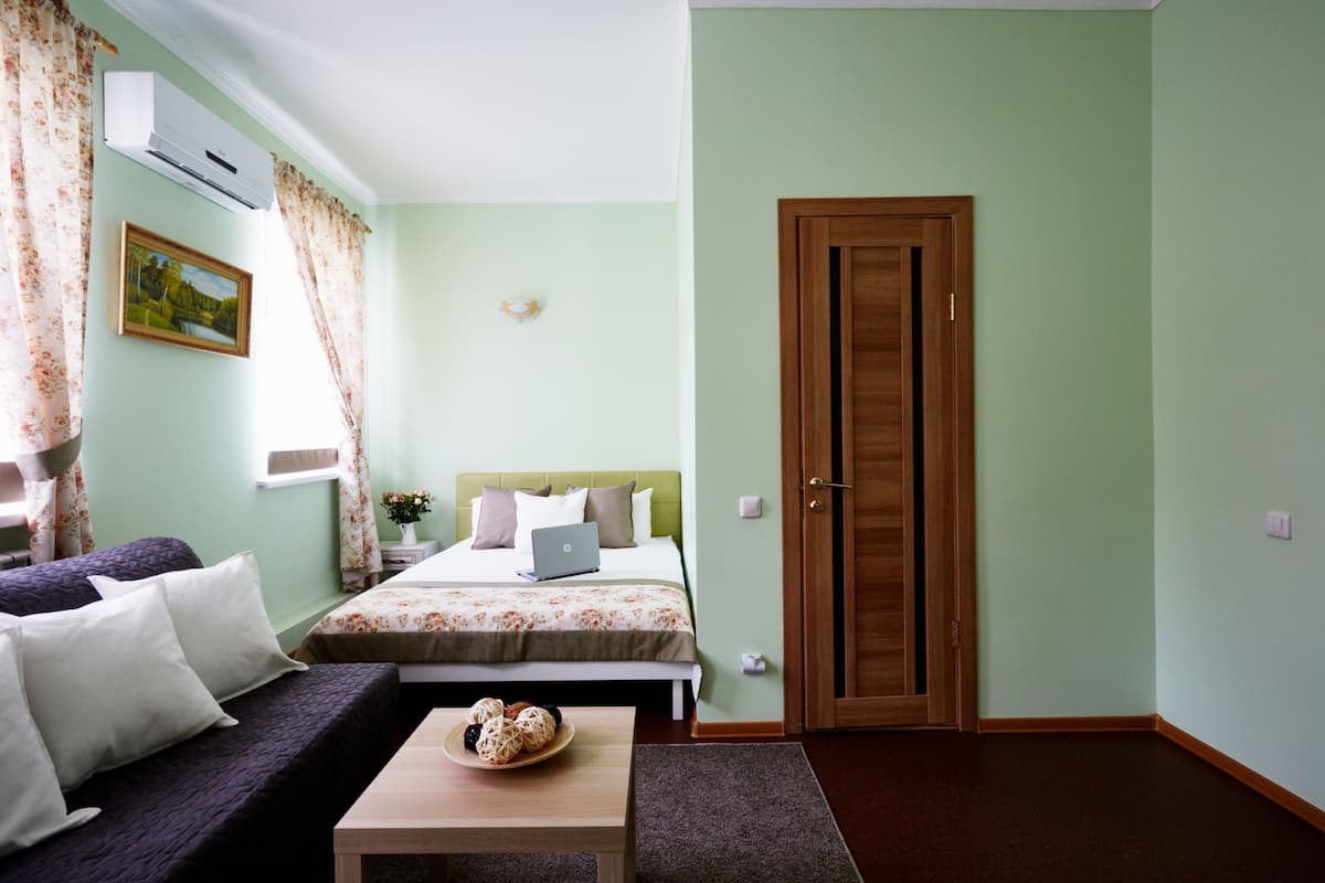 Superior eenpersoonskamer, 1 queensize bed | Een bureau, geluiddichte muren, gratis wifi, beddengoed