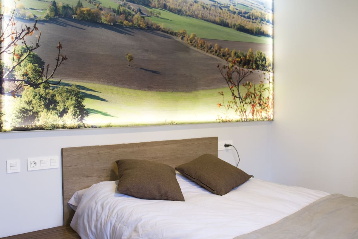Habitación doble, con acceso para personas discapacitadas, vista al lago | Escritorio, cortinas blackout, cunas gratuitas y wifi gratis