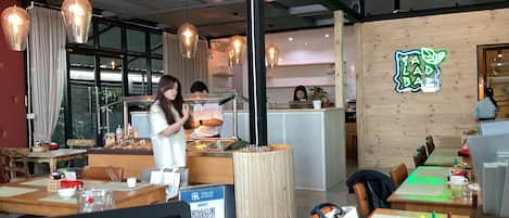 Daily buffet breakfast (THB 200 per person)