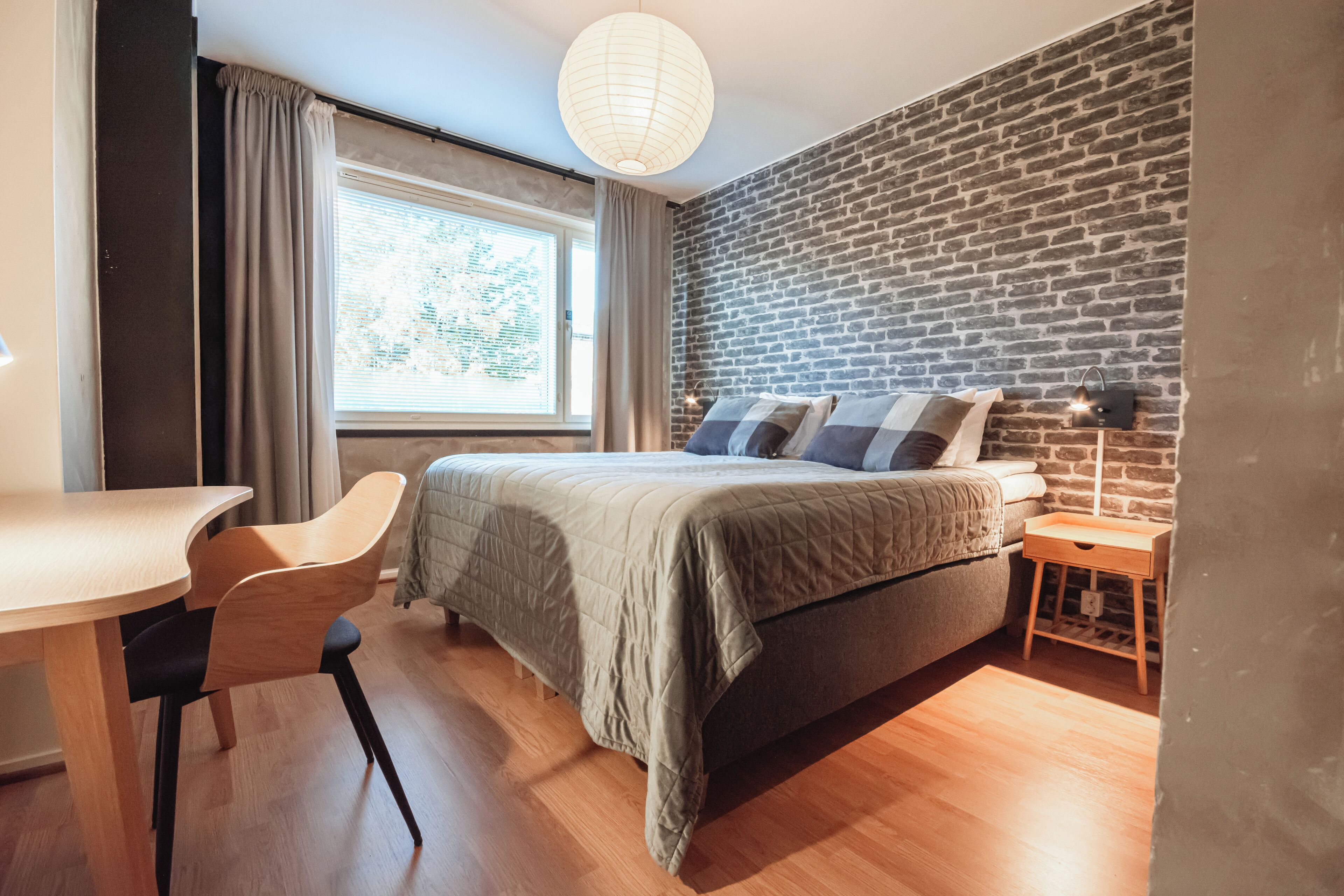 City Apartment | Individually decorated, blackout curtains, free WiFi, bed sheets