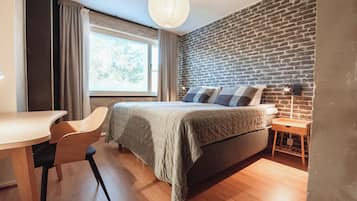 Kaupunkihuoneisto | 1 makuuhuone, yksilöllisesti sisustettu, pimennysverhot, ilmainen Wi-Fi
