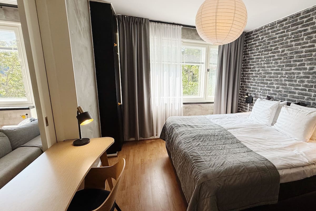 1 bedroom, individually decorated, blackout drapes, free WiFi