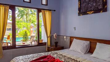 In-room safe, desk, free WiFi, bed sheets