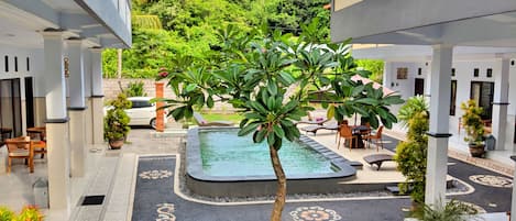 Sân vườn