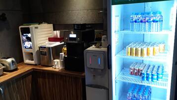Snack bar