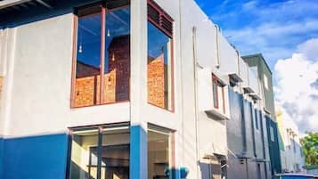Family House, 3 Bedrooms, Non Smoking | Desk, soundproofing, rollaway beds (surcharge), WiFi (free)