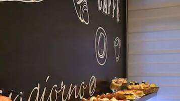 Tägliches inbegriffenes Frühstücksbuffet