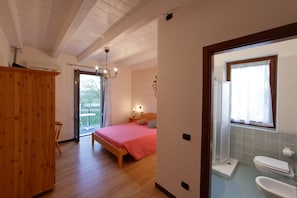 Superior Apartment, Multiple Beds, 2 Bathrooms (1st floor)