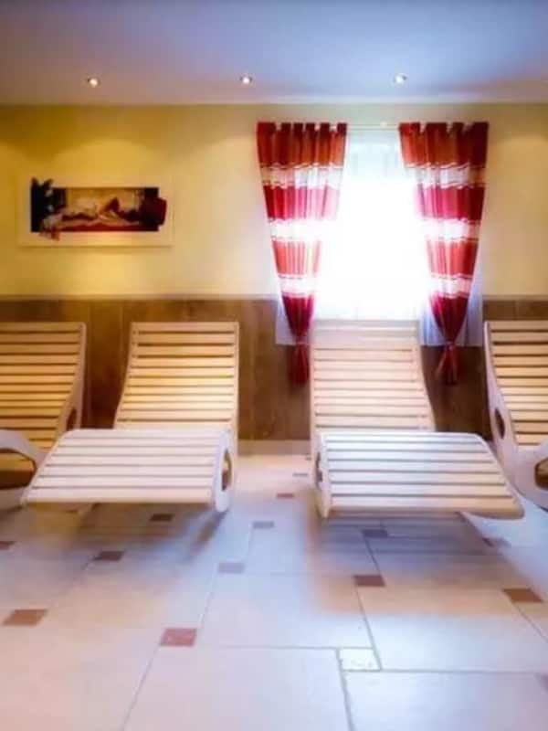 Body treatments, aromatherapy, hot stone massages, sports massages