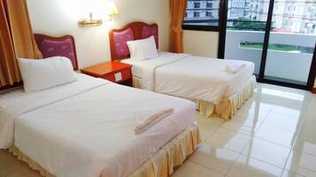 Kamar Twin Deluks, 2 Tempat Tidur Twin, Bebas Asap Rokok | Wi-Fi gratis