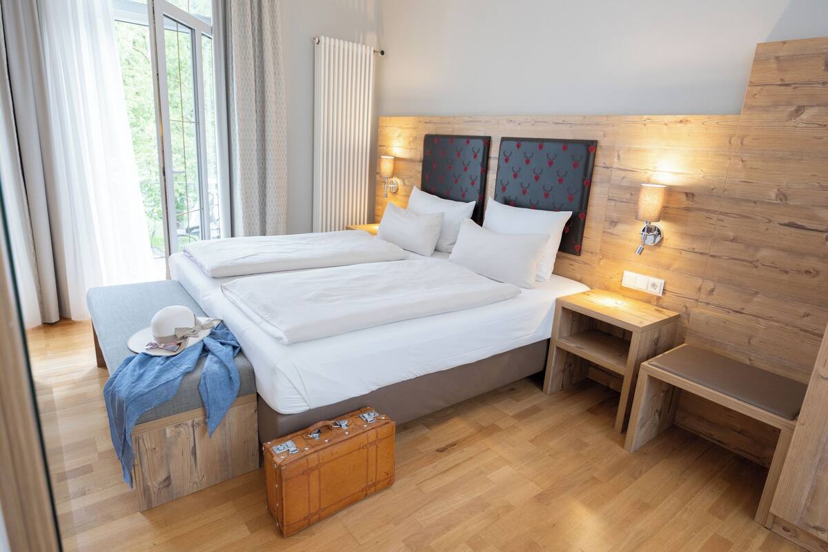 In-room safe, desk, blackout curtains, free WiFi