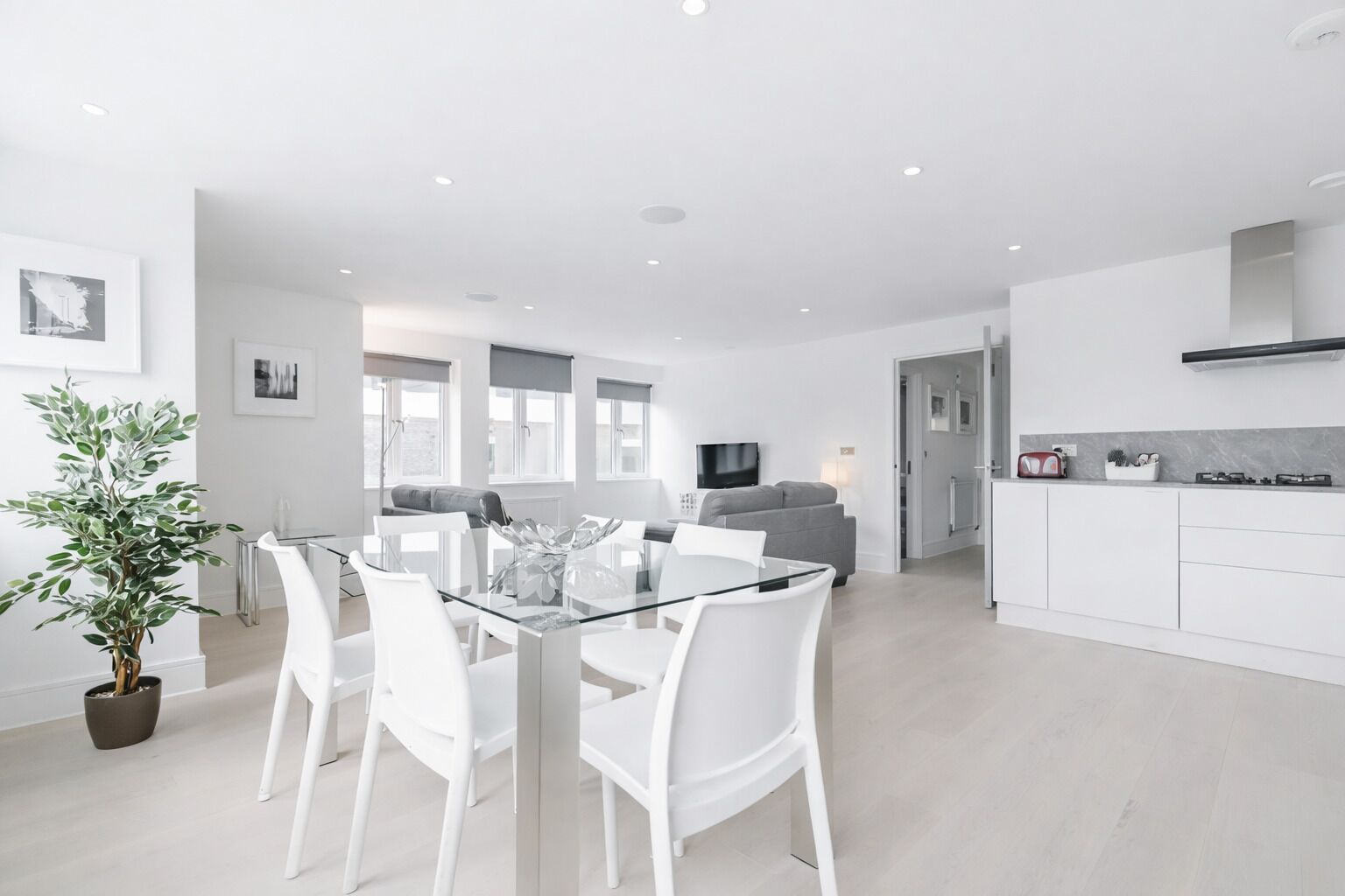 In-room safe, iron/ironing board, free WiFi, bed sheets