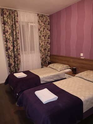 Apartamento, 2 quartos | 2 quartos, edredons de pluma, quartos à prova de som