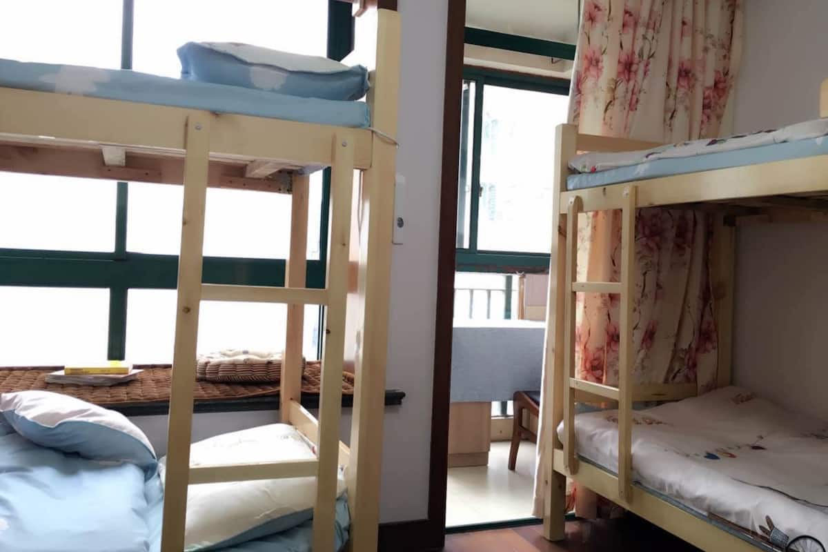 Bed in 8-Bed Female Dormitory | Desk, blackout curtains, free WiFi, bed sheets